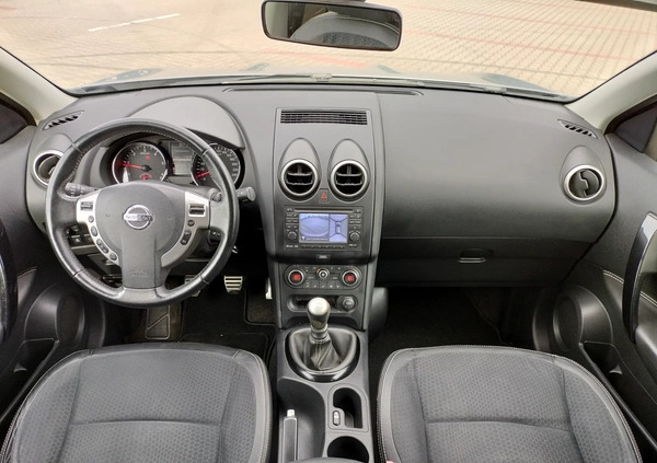 Nissan Qashqai cena 37990 przebieg: 167835, rok produkcji 2013 z Poznań małe 172